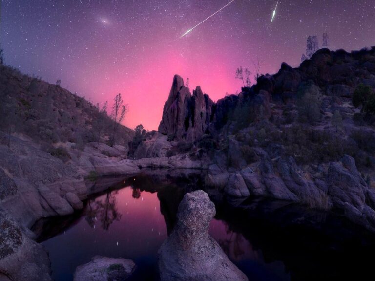 comprarcartasimt|Joining a Stargazing Night Tour at the Pinnacles